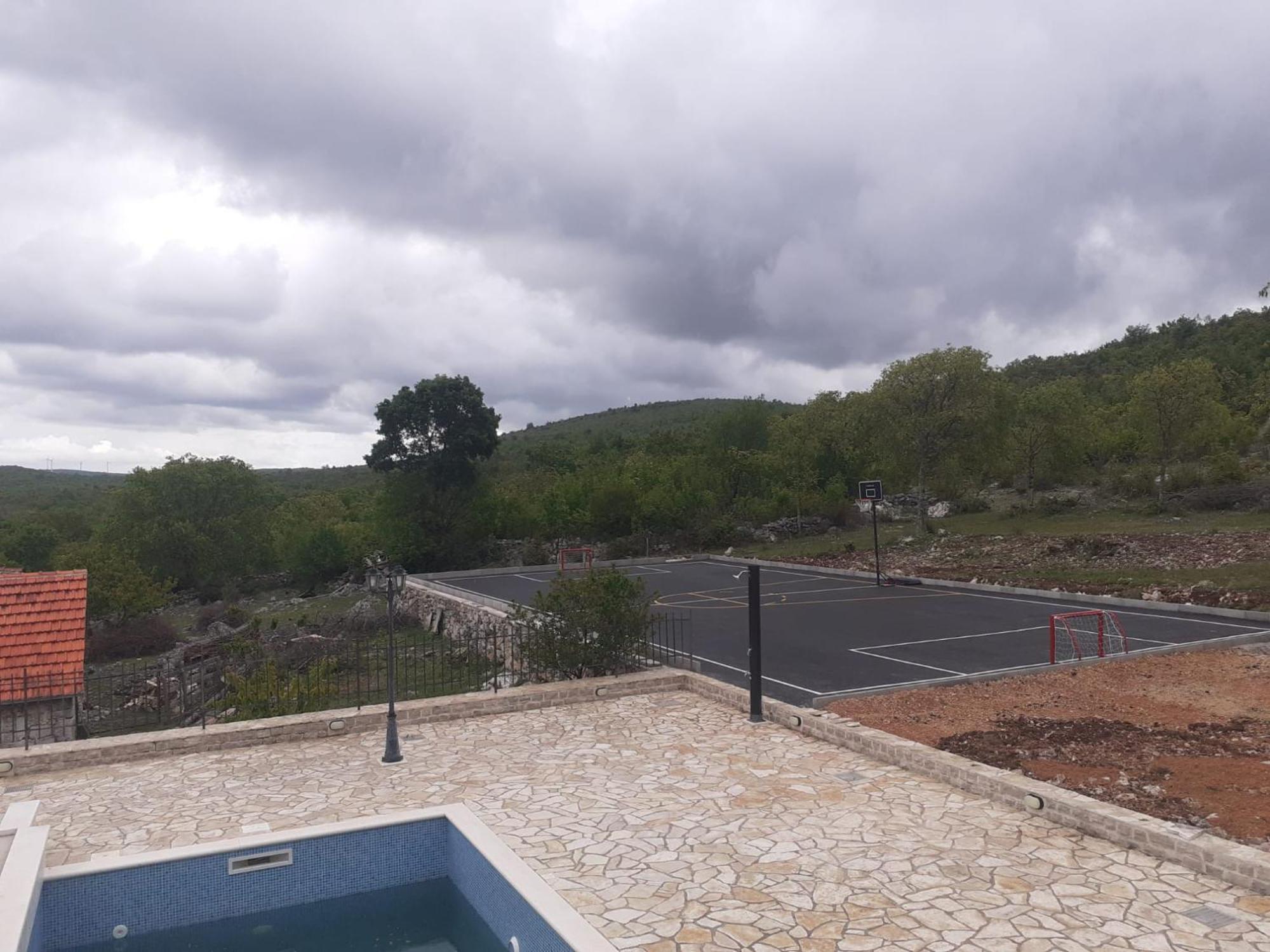 Patakun Holiday Home For 5, With Heated Pool Lecevica المظهر الخارجي الصورة